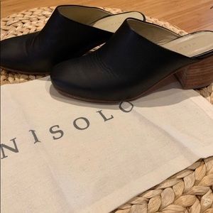 Nisolo Mules